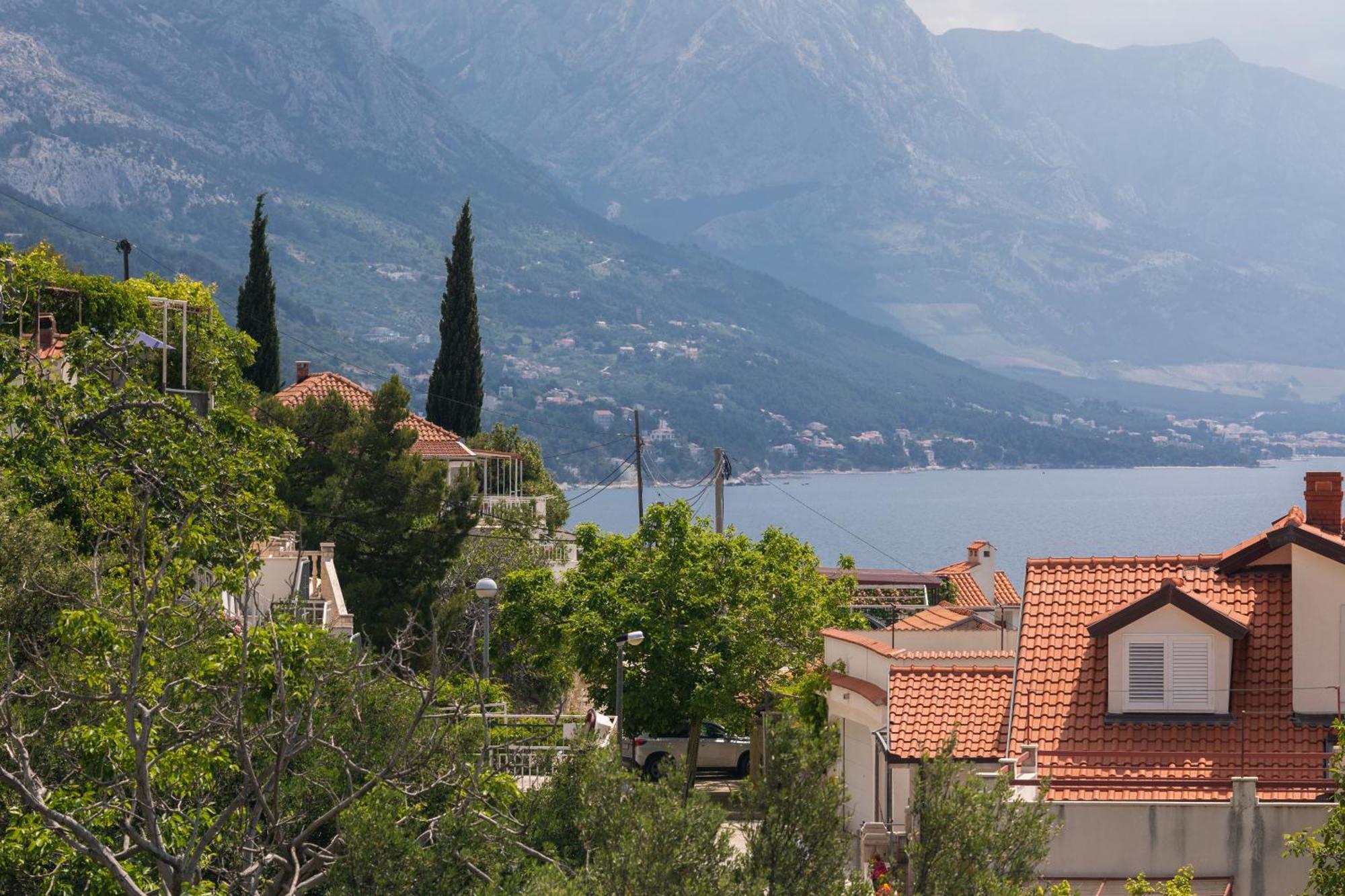 Apartments With A Parking Space Pisak, Omis - 5975 Εξωτερικό φωτογραφία