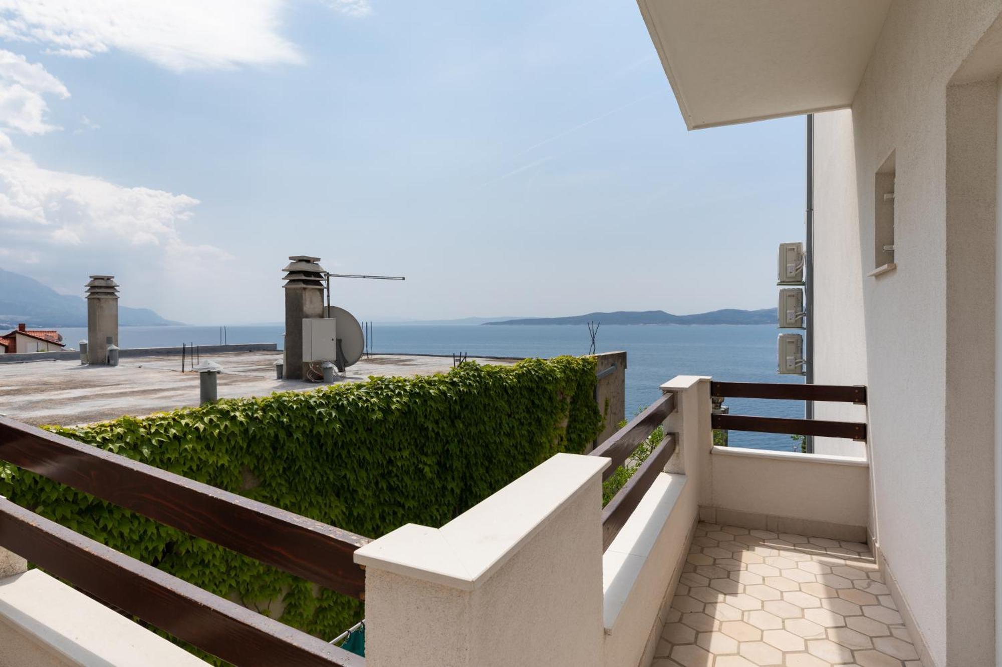 Apartments With A Parking Space Pisak, Omis - 5975 Εξωτερικό φωτογραφία